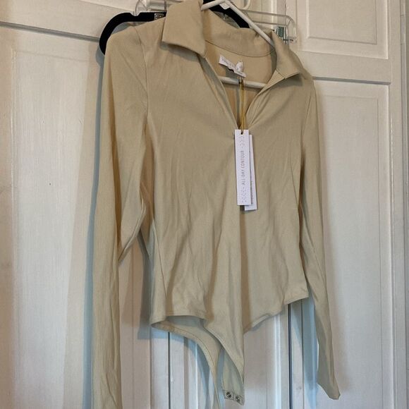 NWT House of Harlow ribbed body suit with collar - Size M - Picture 6 of 8